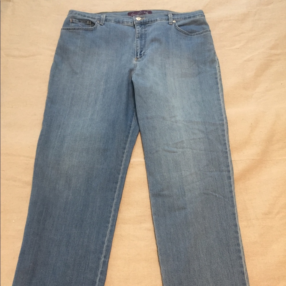 Gloria Vanderbilt Amanda Jeans | Size 18